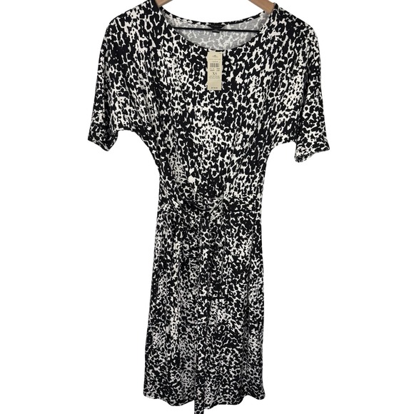 Ann Taylor Dresses & Skirts - Ann Taylor Womens XS Black White Animal Print Twist Front Sheath Dress NWT